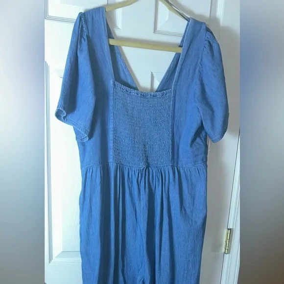 Old Navy Waist-Defined Puff-Sleeve Jumpsuit Denim - Picture 8 of 8